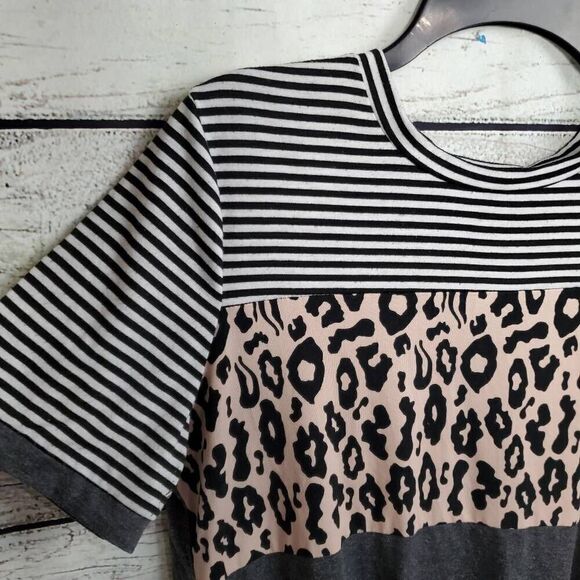 Mixed Media Tie Shirt Size Large Blouse - Picture 3 of 9